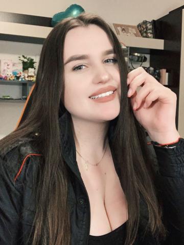 Карина фото 2